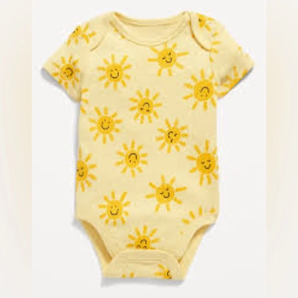 Old Navy baby lot 3-6 6-12